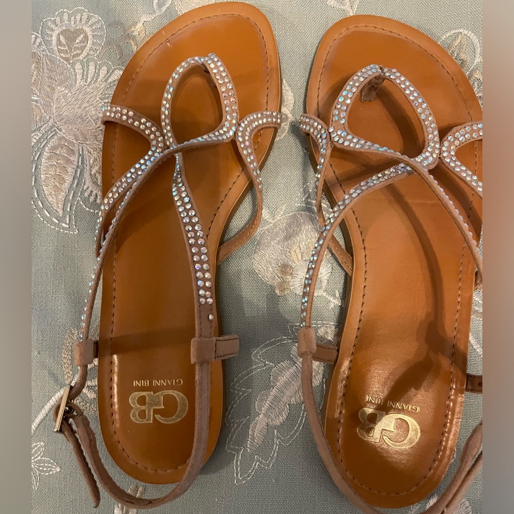 GIANNI BINI SIZE 10 Tan Sandals with Rhinestone Embellishments
